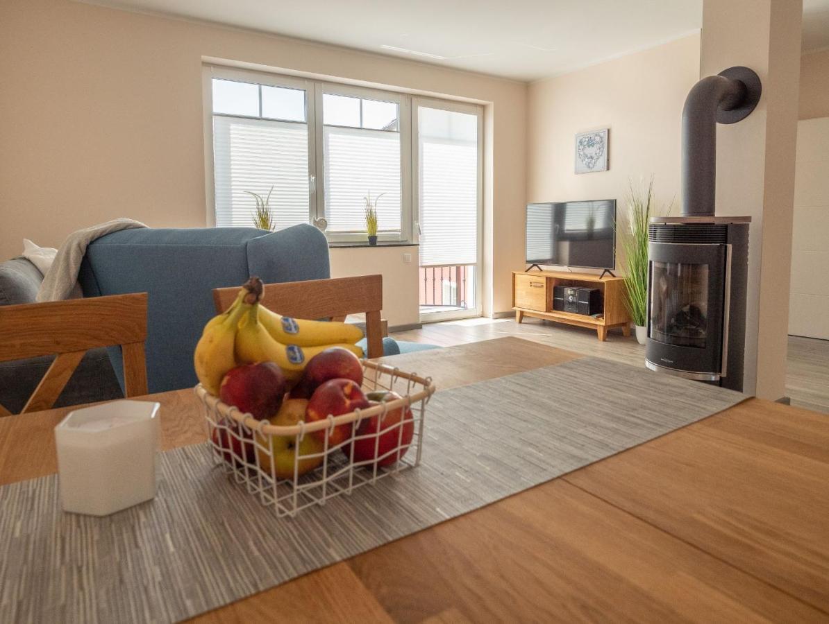 Appartamento Rotes Haus Krabbe - Whg 2 Zingst Esterno foto